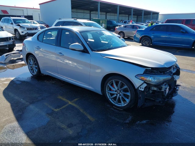 2023 ALFA ROMEO GIULIA ZARFAMAN5P7671308