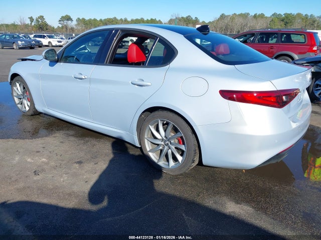 2023 ALFA ROMEO GIULIA ZARFAMAN5P7671308 Photo 2