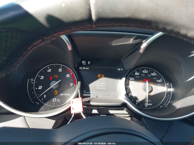 2023 ALFA ROMEO GIULIA ZARFAMAN5P7671308 Photo 6