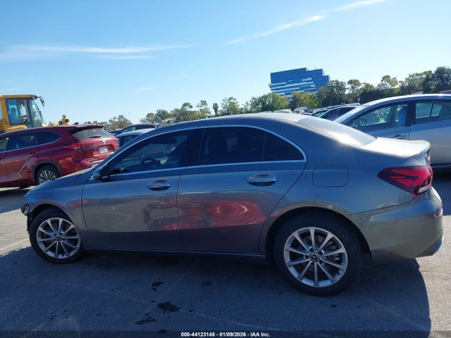 Mercedes-Benz A 220 2020 W1K3G4EB5LW044996 Image 14