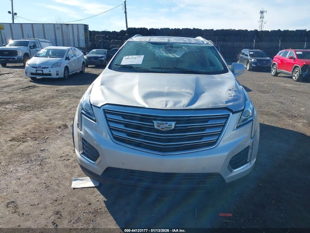1GYKNDRS9KZ241540 Cadillac XT5 LUXURY