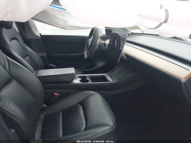 2022 TESLA MODEL Y 7SAYGAEE5NF364497 Photo 4