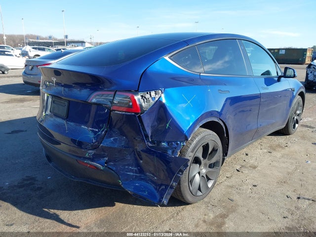 2022 TESLA MODEL Y 7SAYGDEE6NA019607 Photo 5