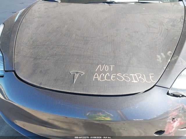 2018 TESLA MODEL 3 5YJ3E1EA3JF025757 Photo 9