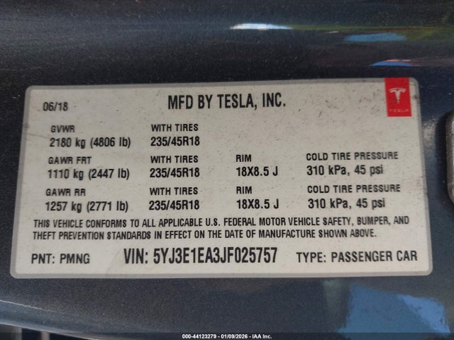 2018 TESLA MODEL 3 5YJ3E1EA3JF025757 Photo 8