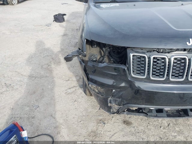 1C4RJFBG0JC450703 Jeep Grand Cherokee Limited 4x4