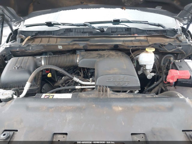 1C6RR7KG8KS614177 RAM 1500 Classic Tradesman 4x4 5&#039;7 Box