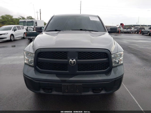 1C6RR7KG8KS614177 RAM 1500 Classic Tradesman 4x4 5&#039;7 Box