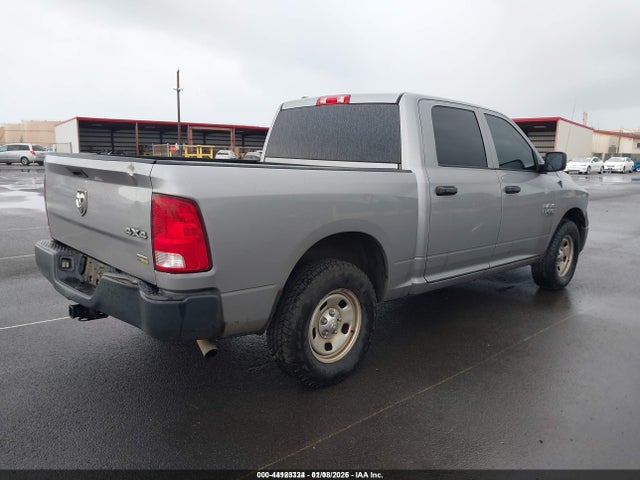 1C6RR7KG8KS614177 RAM 1500 Classic Tradesman 4x4 5&#039;7 Box