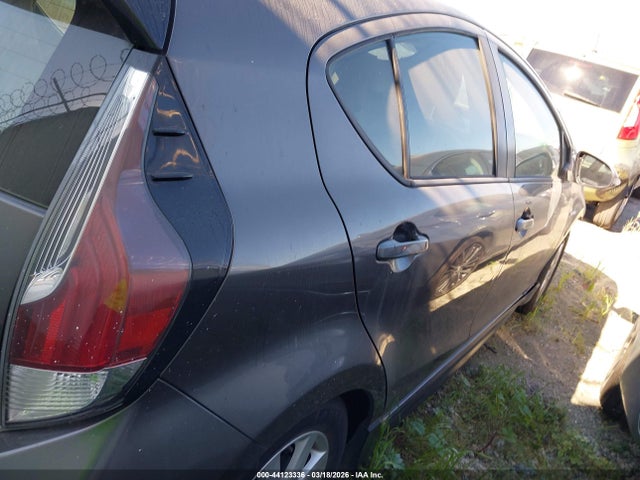 JTDKDTB35H1598517 Toyota Prius C Two