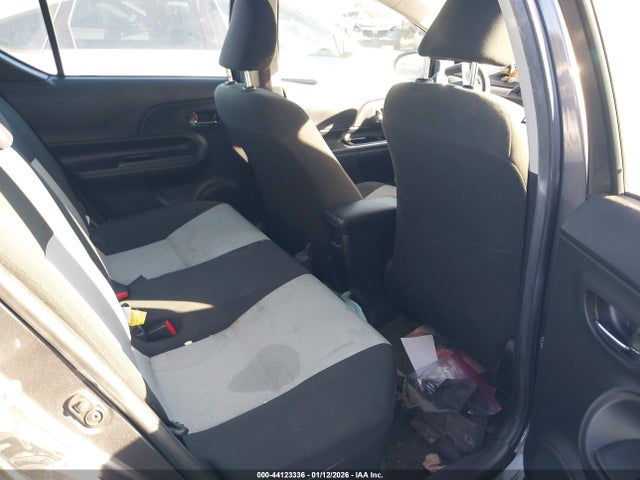 JTDKDTB35H1598517 Toyota Prius C Two