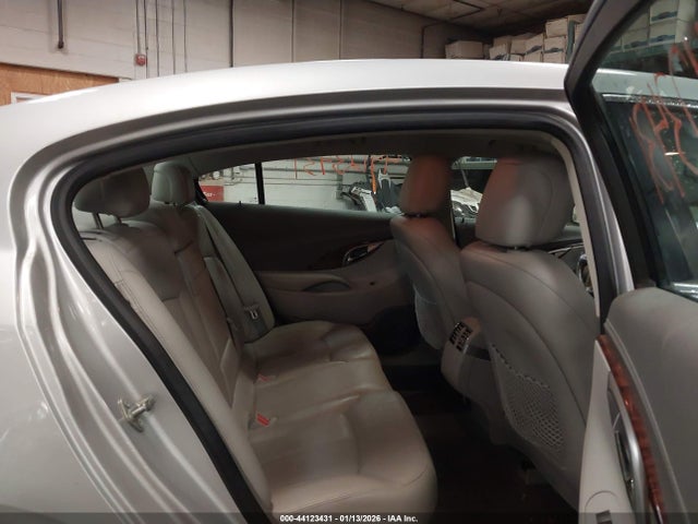 44123431 :رقم المزاد ، 1G4GD5ER8CF305363 vin ، 2012 Buick Lacrosse Premium 1 Group مزاد بيع