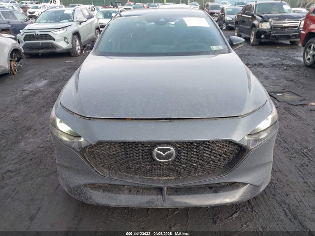 Продажа на аукционе авто 2022 Mazda Mazda3 Premium, vin: JM1BPAML1N1519848, номер лота: 44123432