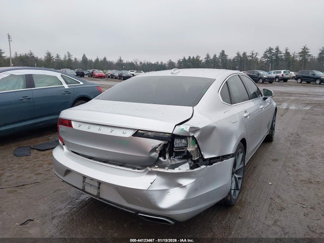 2017 VOLVO S90 YV1A22MK7H1015259 Photo 3