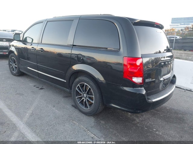 2C4RDGEGXHR673017 Dodge Grand Caravan Gt