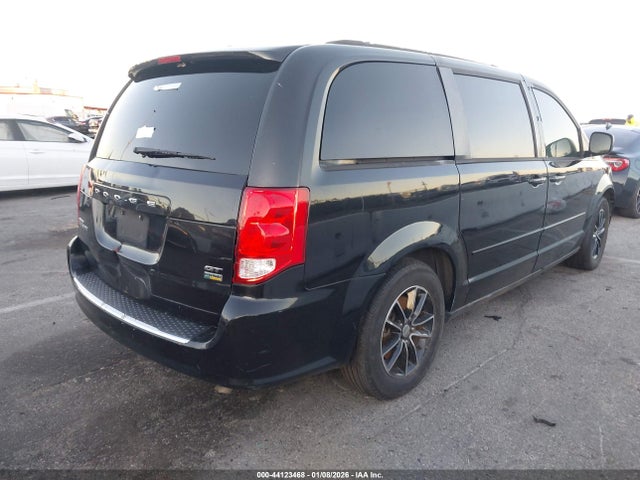 2C4RDGEGXHR673017 Dodge Grand Caravan Gt
