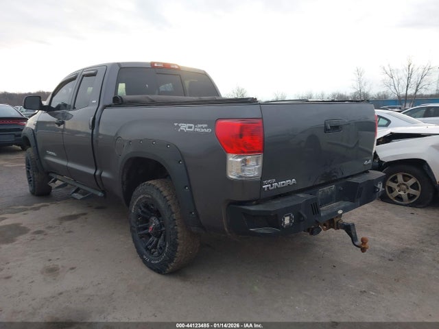 2013 TOYOTA TUNDRA 5TFUY5F19DX288637 Photo 2