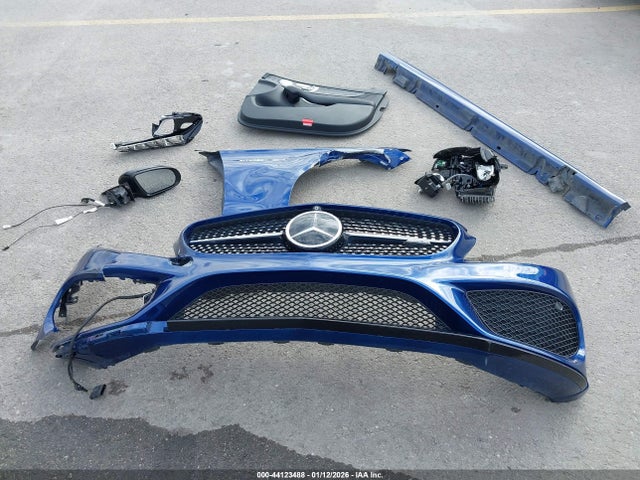 55SWF6EBXHU219081 Mercedes-Benz Amg C 43 4matic