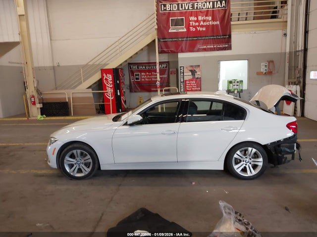 Aukcja sprzedaży 2017 Bmw 328d, vin: WBA8E5C54HK388730, numer aukcji: 44123500