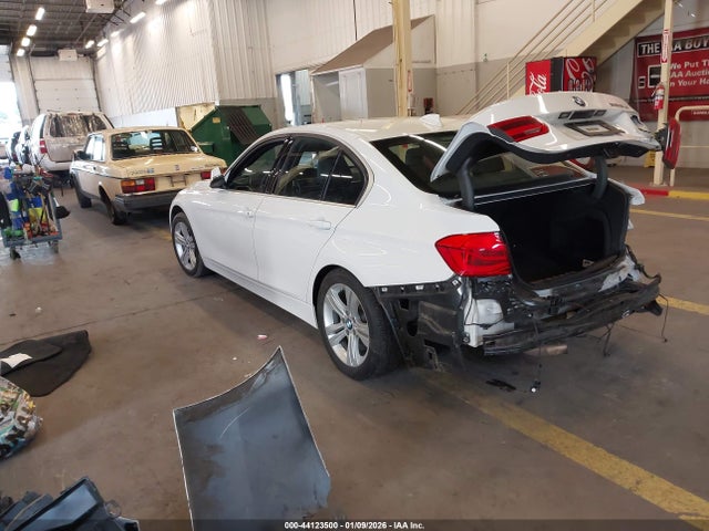 Aukcja sprzedaży 2017 Bmw 328d, vin: WBA8E5C54HK388730, numer aukcji: 44123500