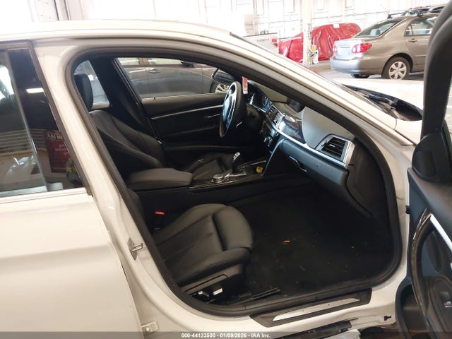 Aukcja sprzedaży 2017 Bmw 328d, vin: WBA8E5C54HK388730, numer aukcji: 44123500
