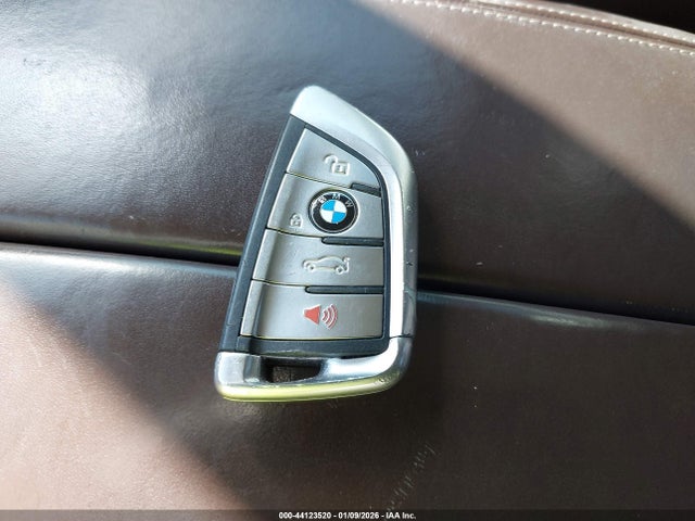2015 BMW X5 5UXKR6C51F0J77401 Photo 10