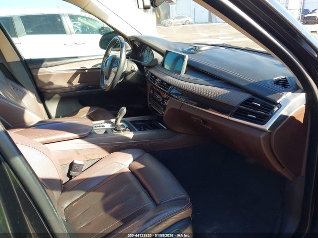 2015 BMW X5 5UXKR6C51F0J77401 Photo 4