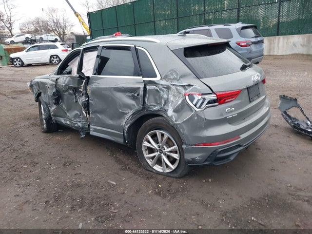 2022 AUDI Q3 WA1EECF3XN1094555 Photo 2
