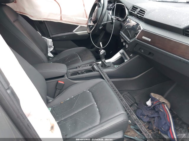 2022 AUDI Q3 WA1EECF3XN1094555 Photo 4