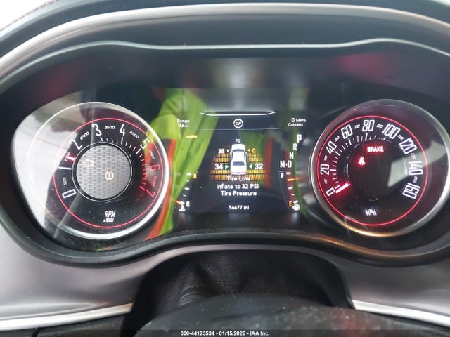 44123534 :رقم المزاد ، 2C3CDZBT4NH242732 vin ، 2022 Dodge Challenger R/t مزاد بيع