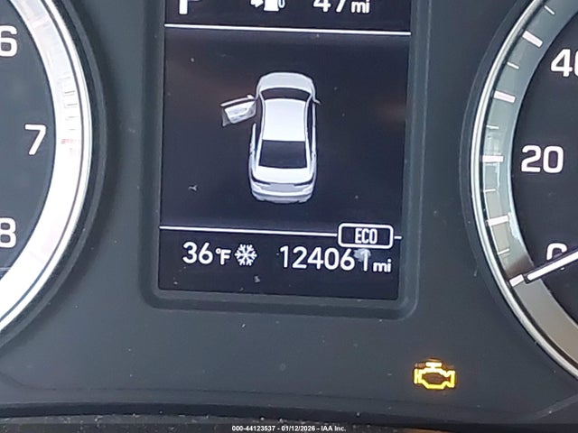 Hyundai SONATA SE 2018 5NPE24AF8JH623669 Image 16