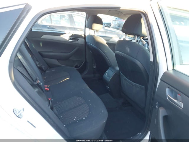 Hyundai SONATA SE 2018 5NPE24AF8JH623669 Image 8