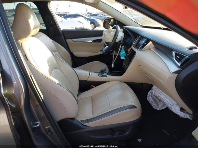 3PCAJ5M1XLF104051 Infiniti Qx50 Sensory