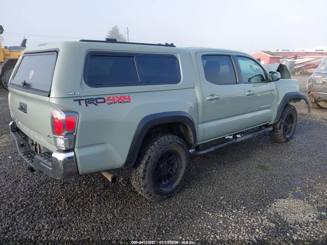 3TMCZ5AN9NM492896 Toyota Tacoma Trd Off Road