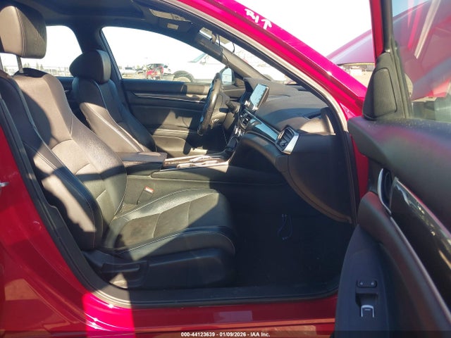 2018 HONDA ACCORD 1HGCV2F35JA001413 Photo 4