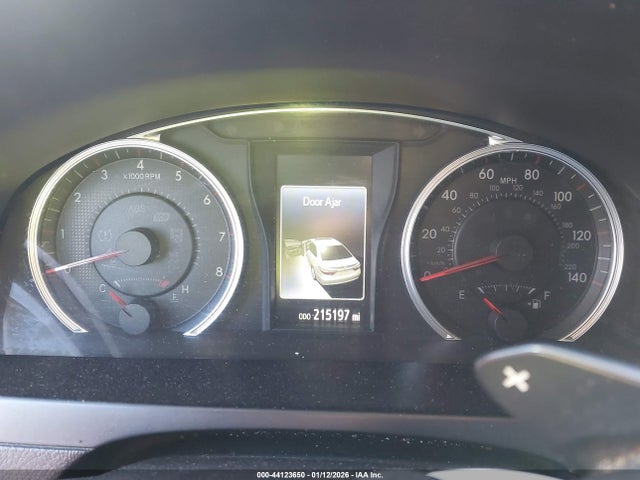 4T1BF1FK4HU299496 Toyota CAMRY SE