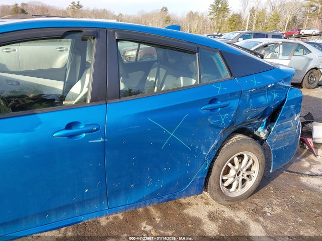 JTDL9RFU1L3017393 Toyota Prius Xle Awd-e