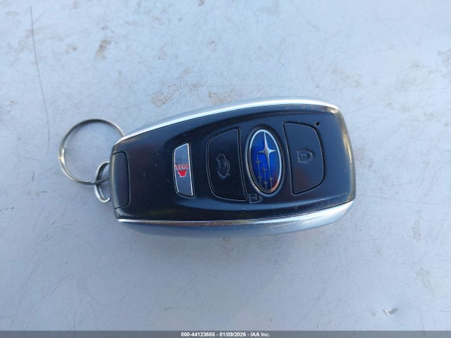 Subaru Outback 2.5i Limited 2015 4S4BSBLC1F3235014 Image 11