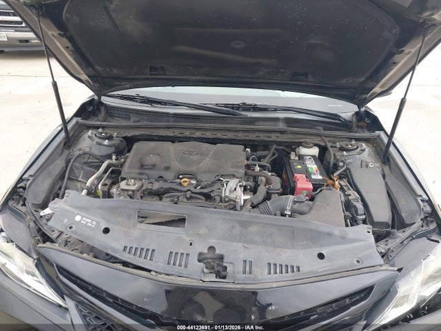 4T1G11AK8LU877555 Toyota CAMRY SE