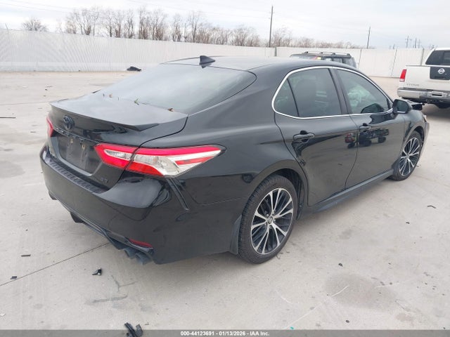 4T1G11AK8LU877555 Toyota CAMRY SE
