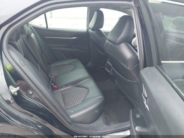 4T1G11AK8LU877555 Toyota CAMRY SE