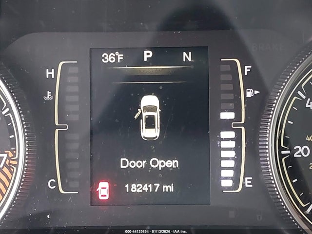 2014 Jeep Cherokee Latitude მანქანა იყიდება აუქციონზე, vin: 1C4PJMCS2EW188217, აუქციონის ნომერი: 44123694