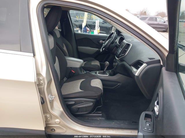 Jeep Cherokee Latitude 2014 1C4PJMCS2EW188217 Image 5