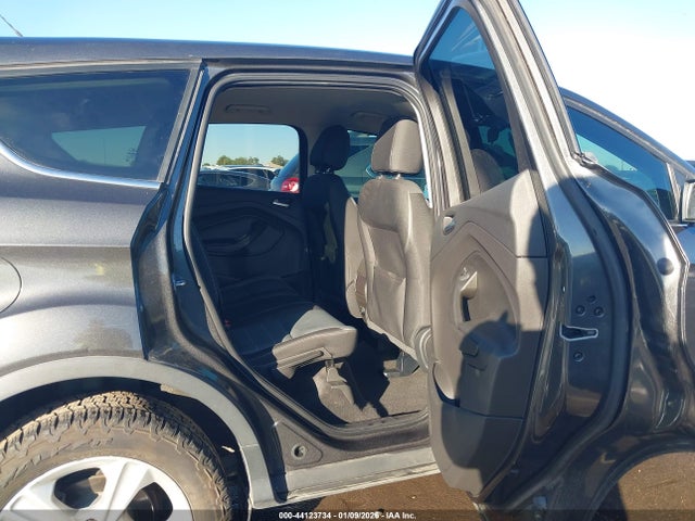 1FMCU9GX7GUC66848 Ford ESCAPE SE