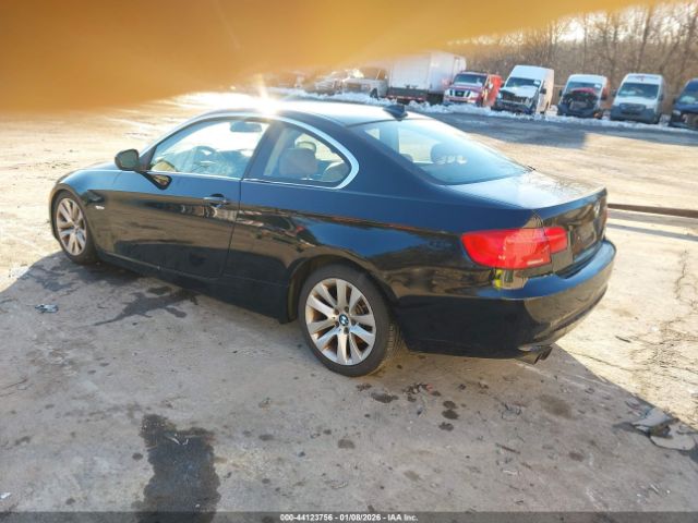 2013 BMW 328I WBAKF5C53DJ297838 Photo 2