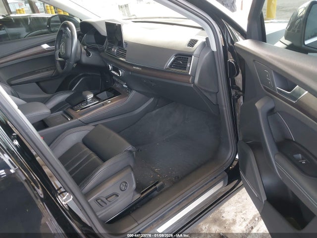 2021 AUDI Q5 WA1BAAFY8M2045023 Photo 4