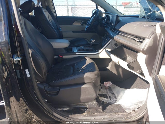 Продажа на аукционе авто 2024 Kia Carnival Mpv Lx Seat Package, vin: KNDNB4H30R6433074, номер лота: 44123797