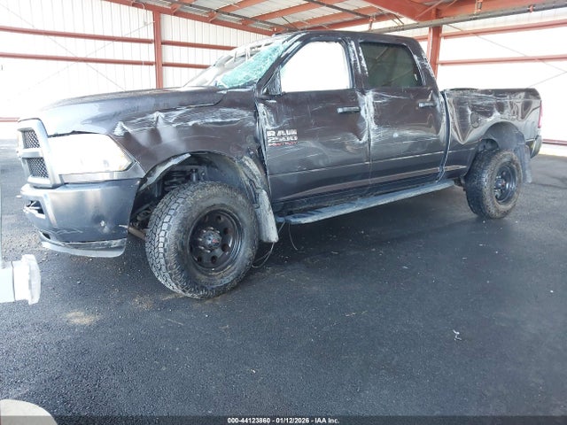 2015 RAM 2500 3C6UR5CL6FG659397 Photo 1