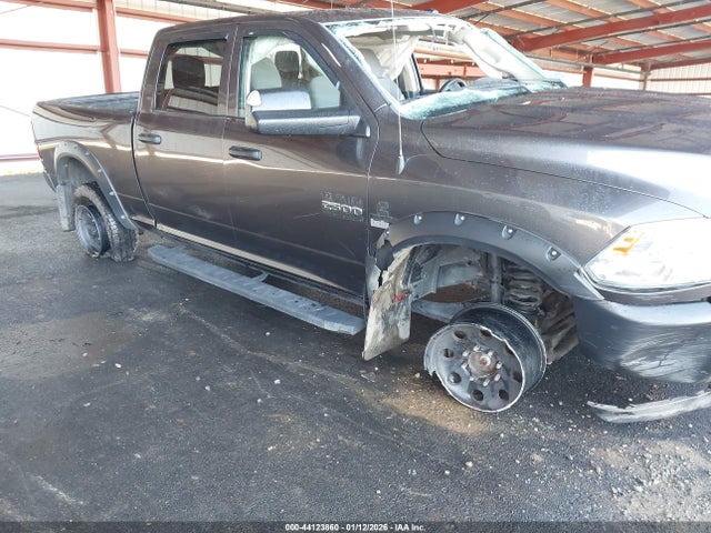 2015 RAM 2500 3C6UR5CL6FG659397 Photo 5