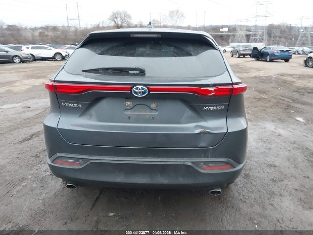 44123877 :رقم المزاد ، JTEAAAAH2MJ024310 vin ، 2021 Toyota Venza Le مزاد بيع